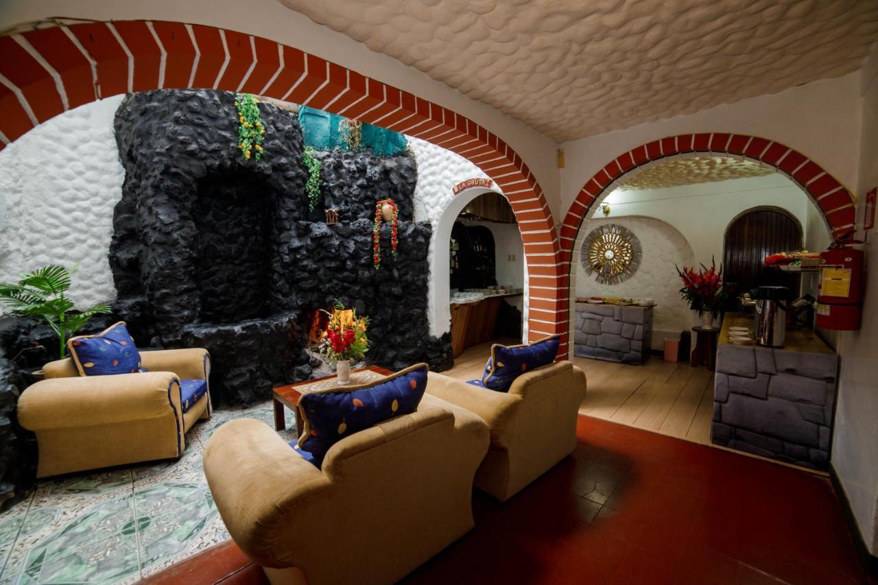 Carlos V Hotel Cuzco Exterior photo