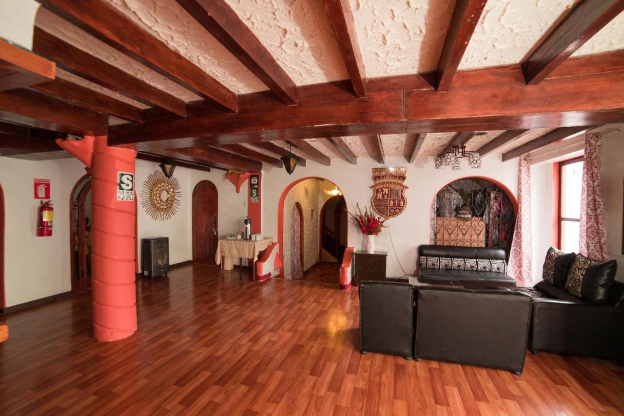 Carlos V Hotel Cuzco Exterior photo