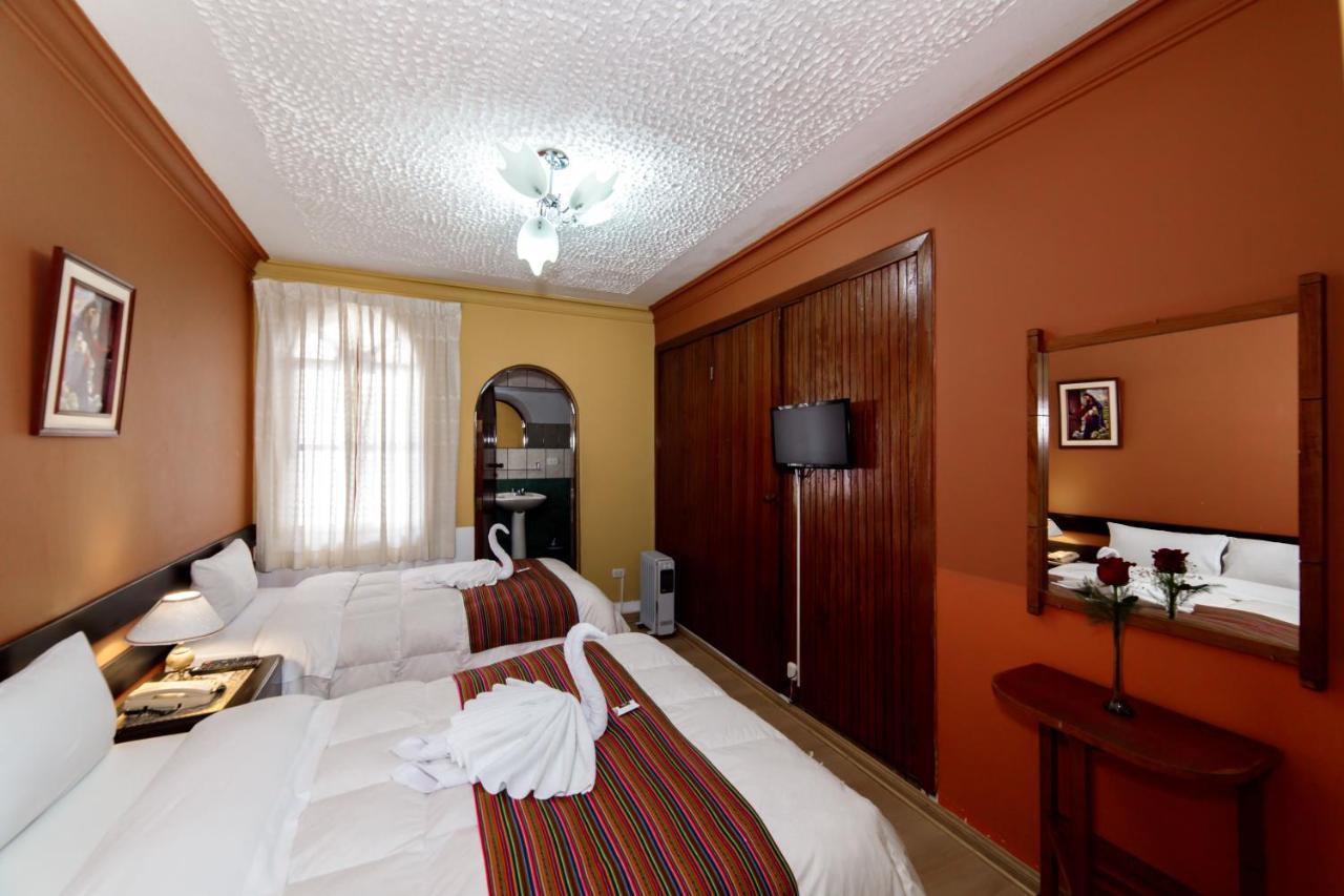 Carlos V Hotel Cuzco Exterior photo
